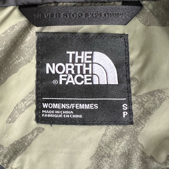 The North Face - wind breaker - size s - Picture 3 of 5